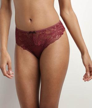 Slip femme en dentelle et microfibre Rubis Foncé Generous Essentiel