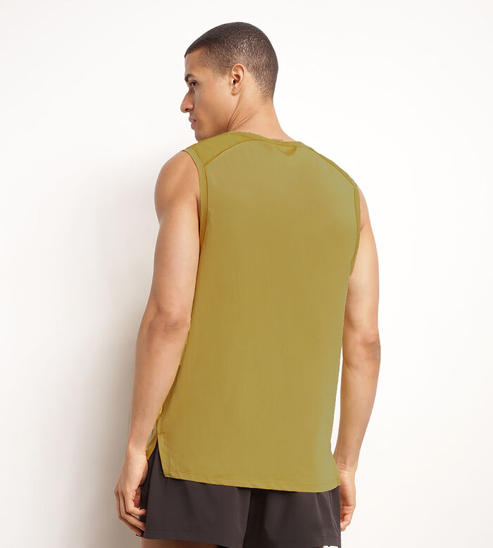 Débardeur de sport homme en matière aérée Olive Dim Move, , DIM